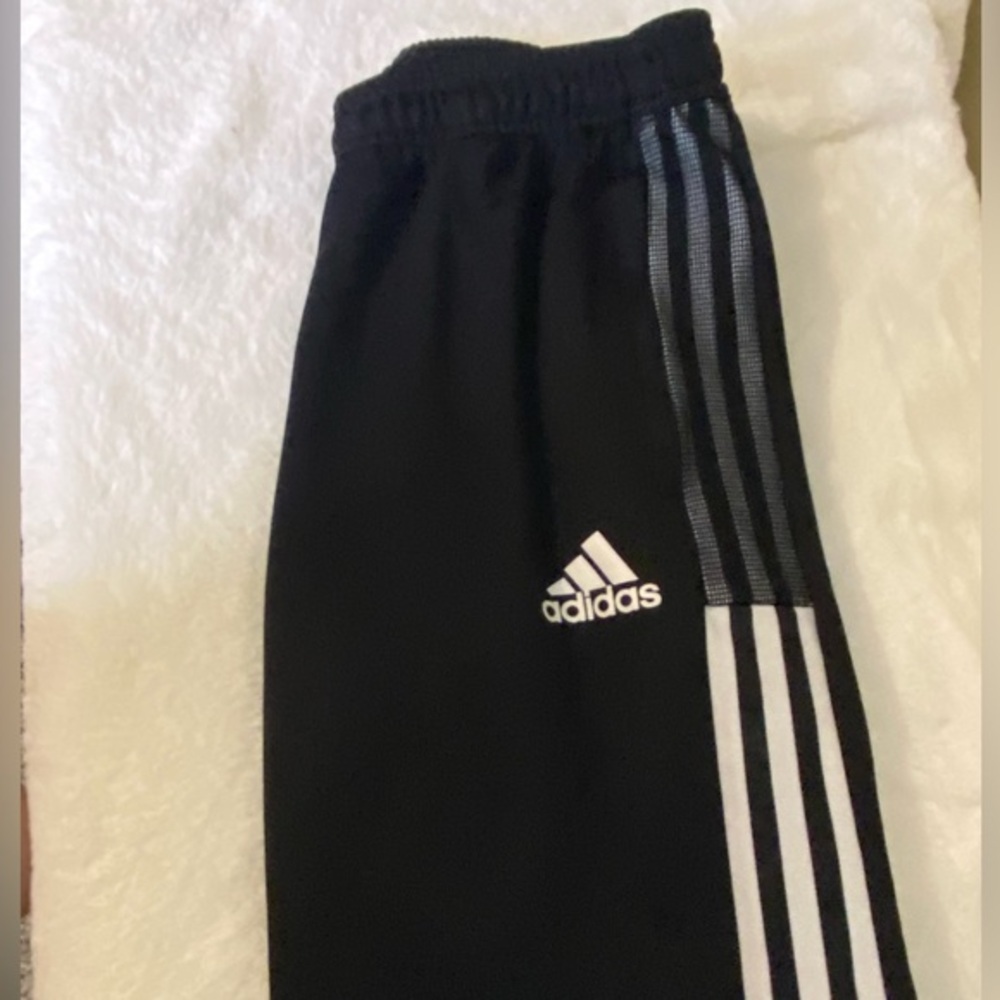 Adidas joggers